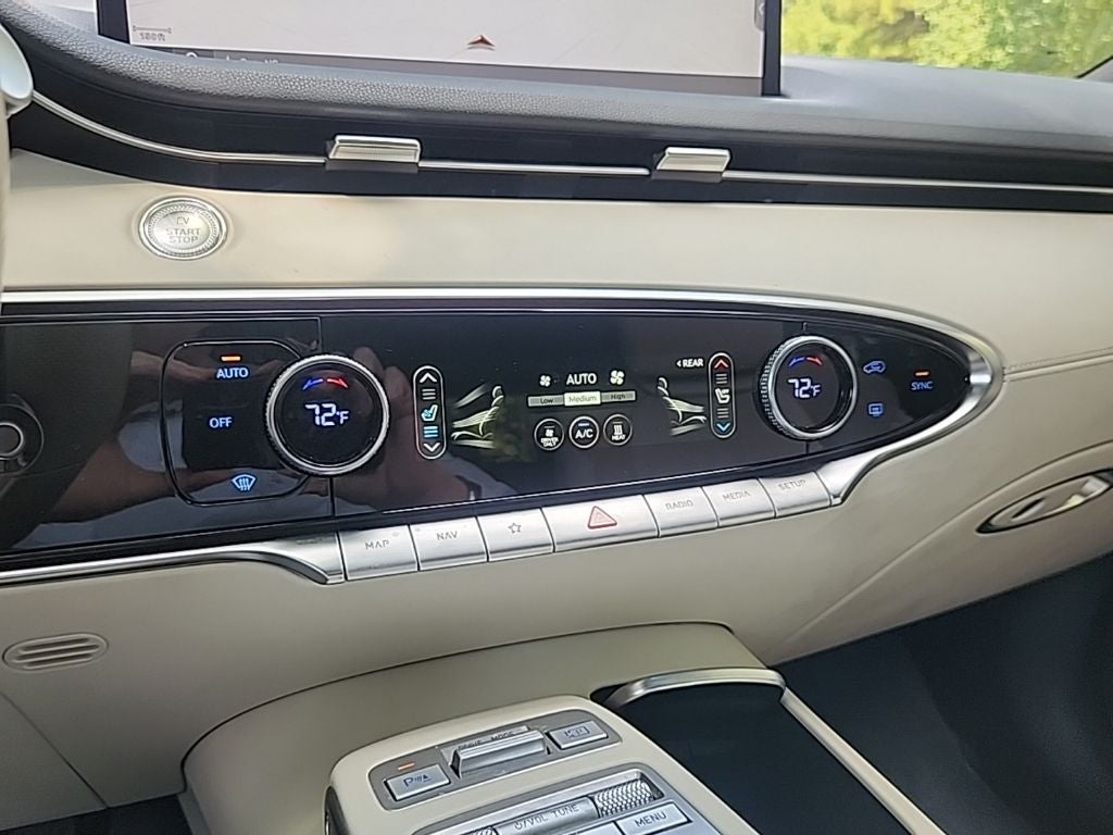 2025 Genesis Electrified GV70 Advanced AWD