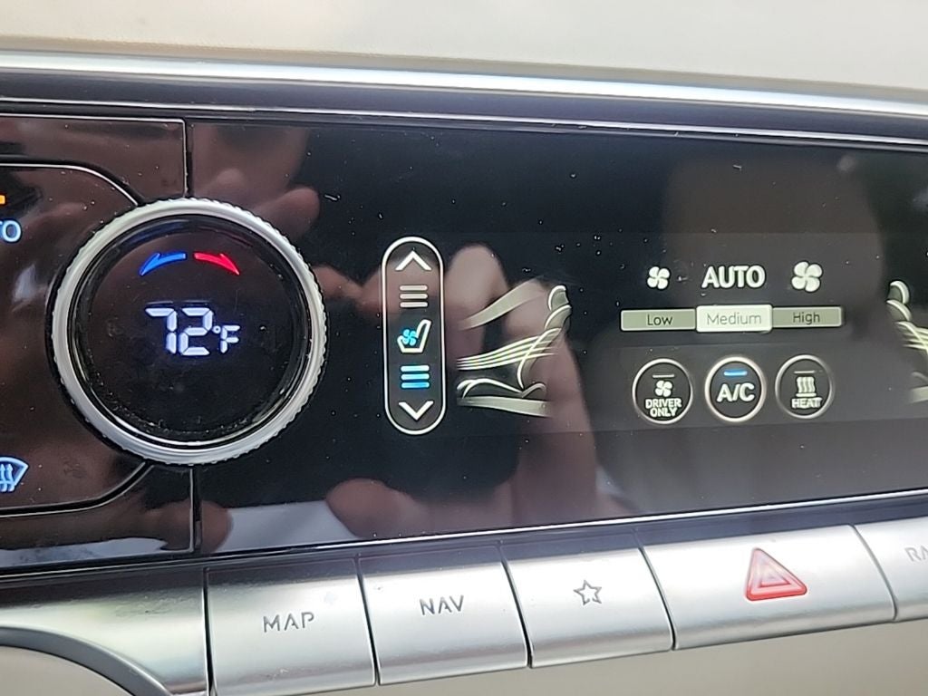 2025 Genesis Electrified GV70 Advanced AWD