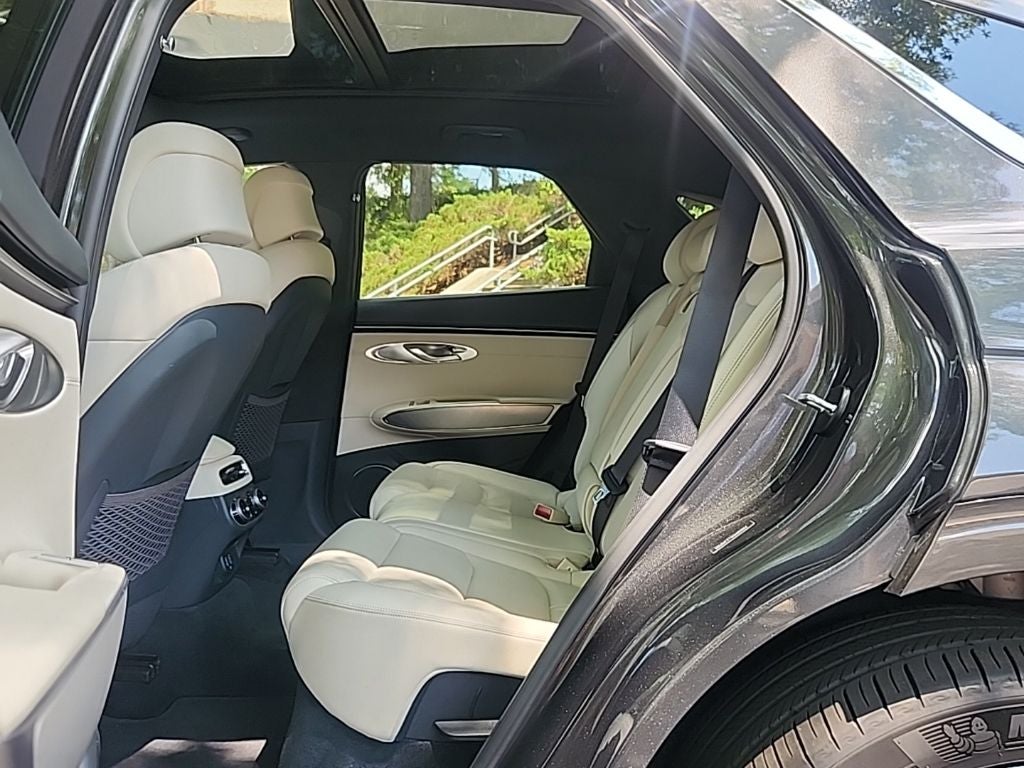 2025 Genesis Electrified GV70 Advanced AWD