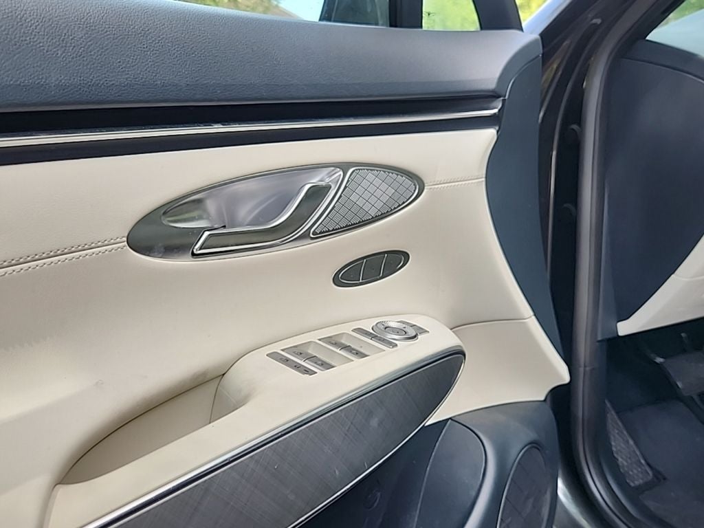 2025 Genesis Electrified GV70 Advanced AWD