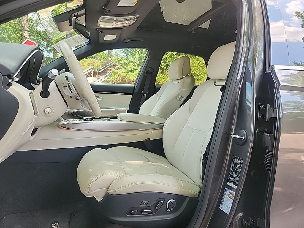 2025 Genesis Electrified GV70 Advanced AWD