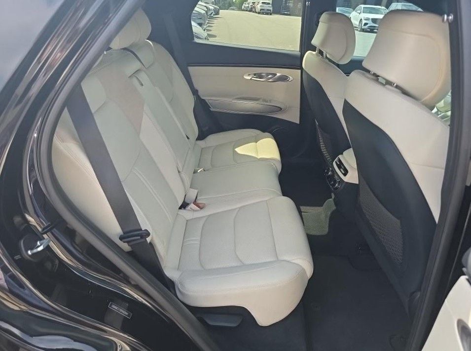 2023 Genesis Electrified GV70 Advanced AWD