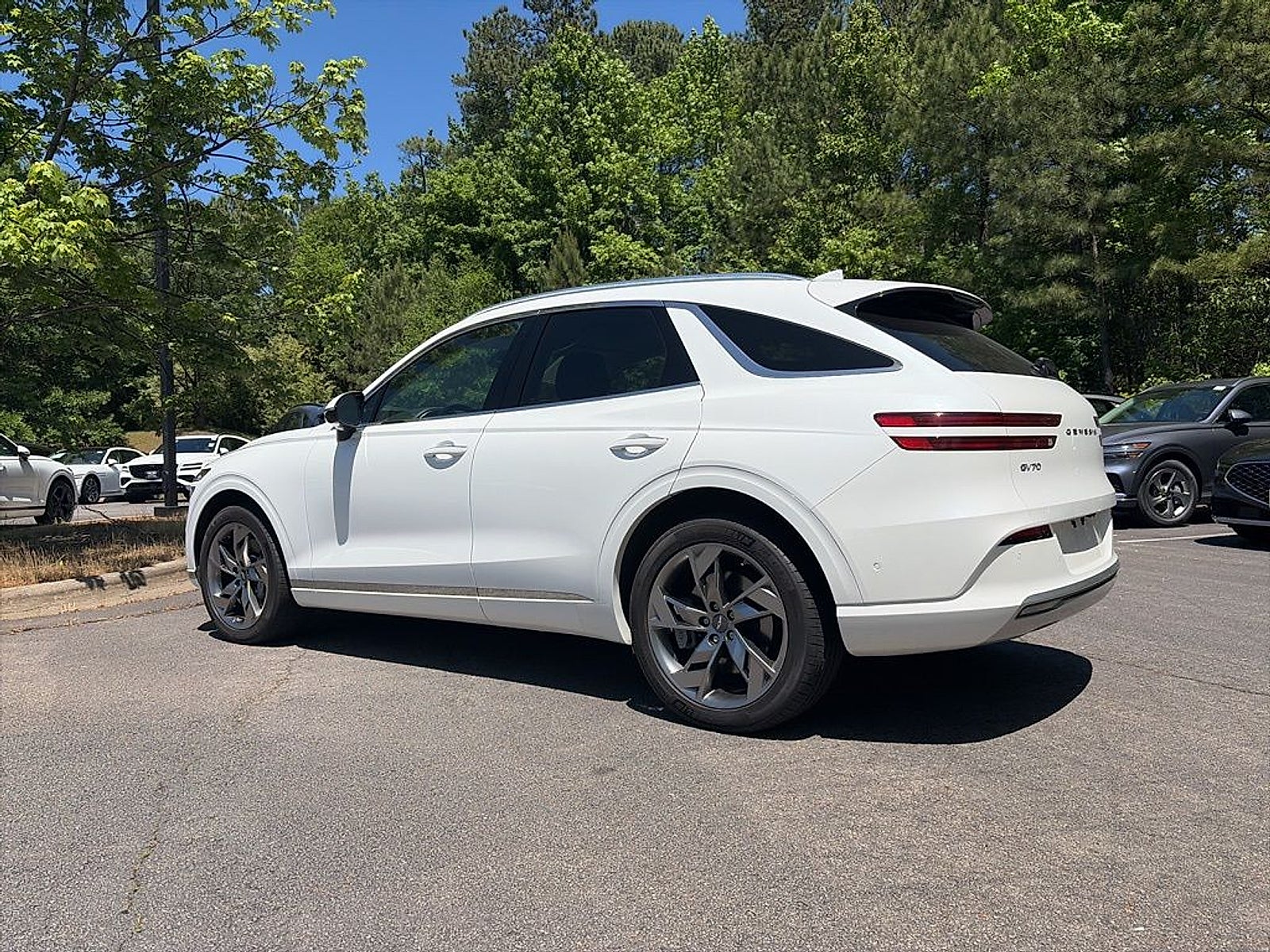 2025 Genesis Electrified GV70 Advanced AWD