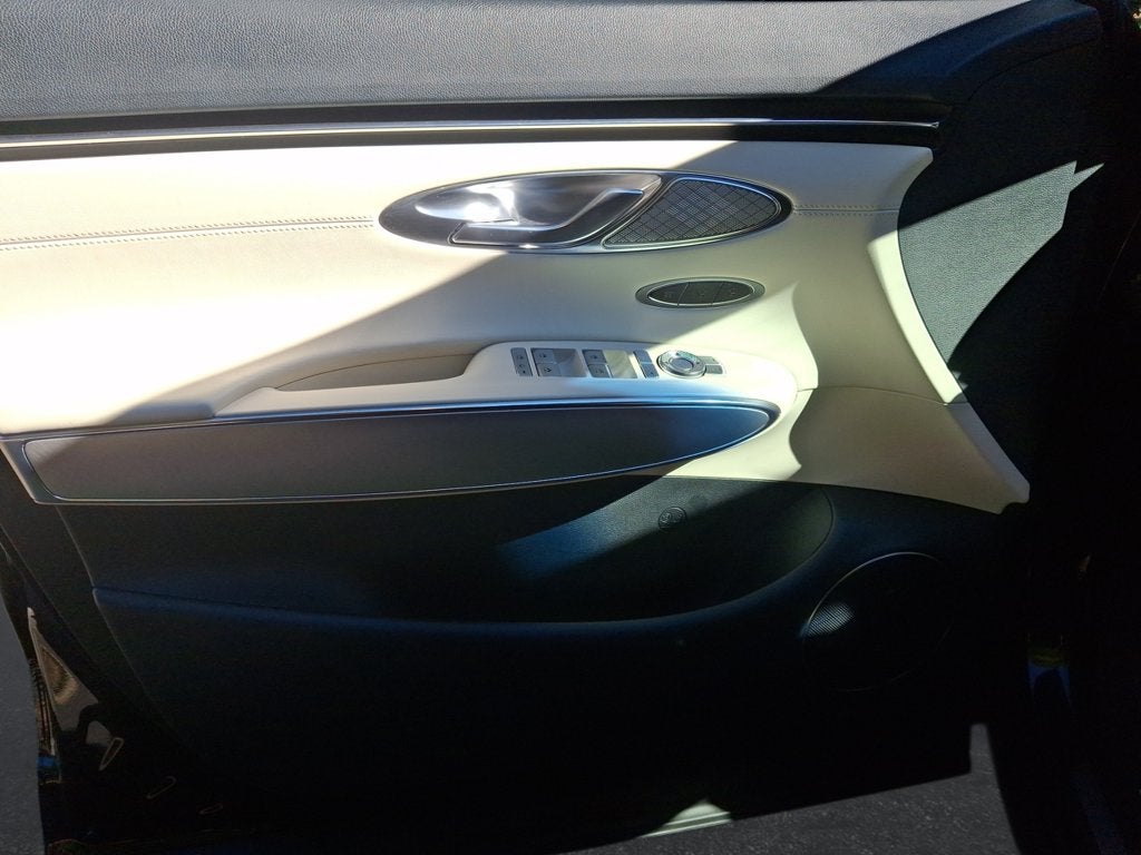 2023 Genesis Electrified GV70 Advanced AWD