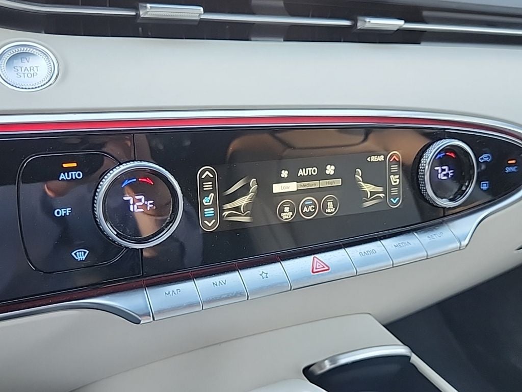 2023 Genesis Electrified GV70 Advanced AWD