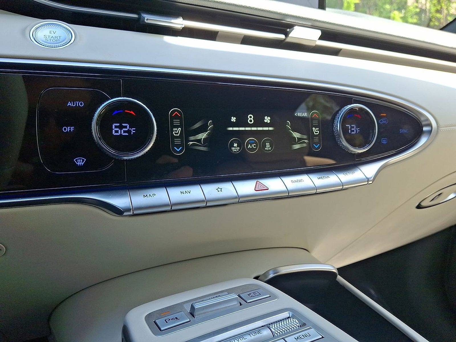 2024 Genesis Electrified GV70 Advanced AWD