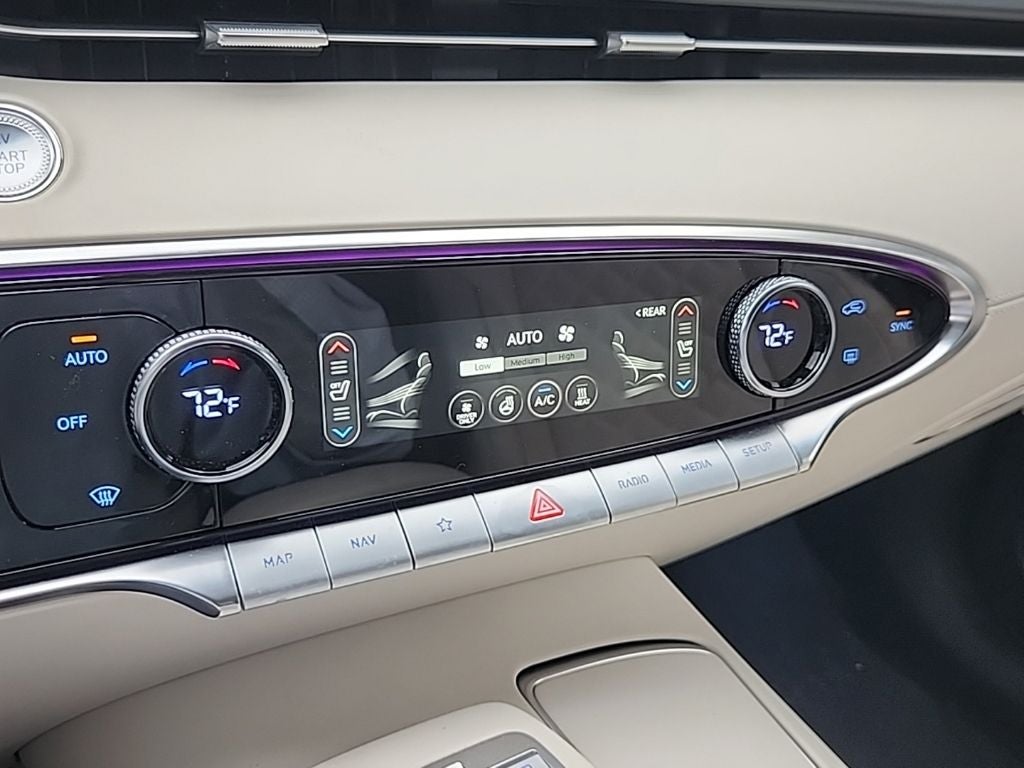 2025 Genesis Electrified GV70 Advanced AWD