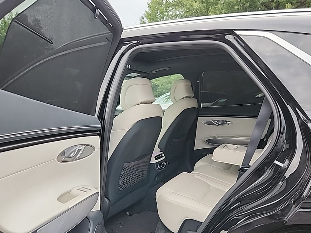 2025 Genesis Electrified GV70 Advanced AWD