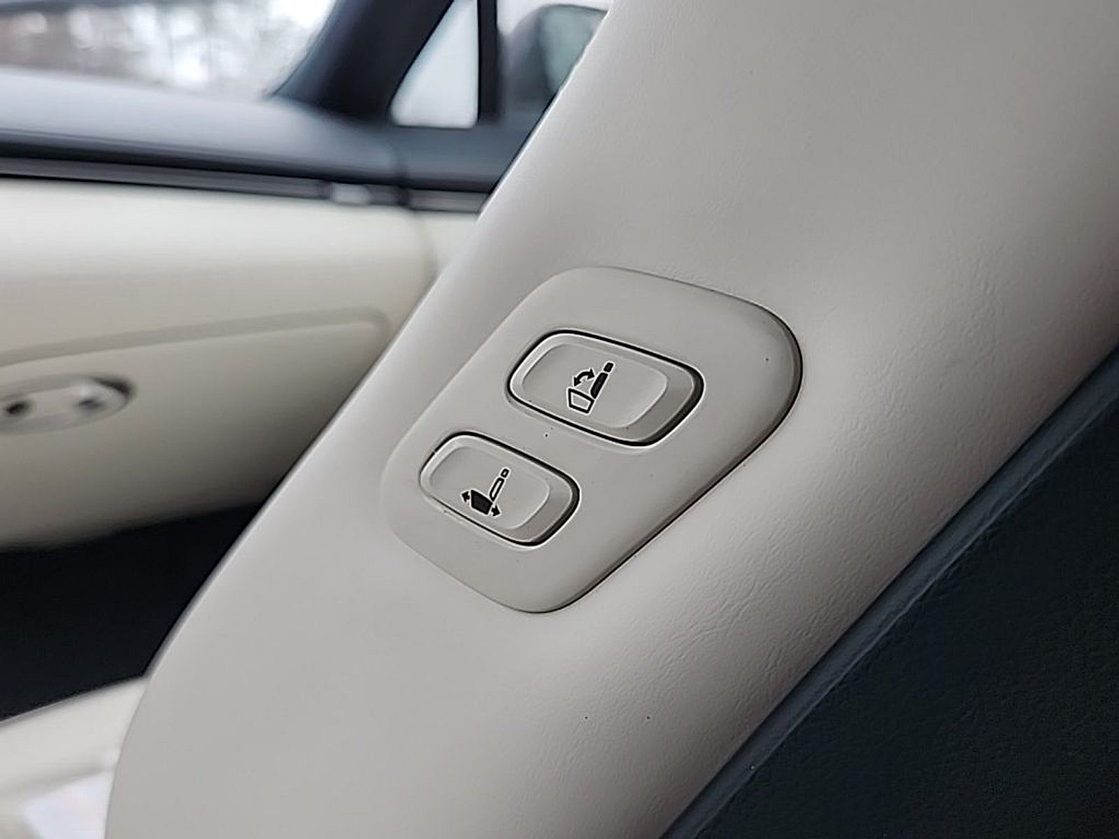 2025 Genesis Electrified GV70 Advanced AWD