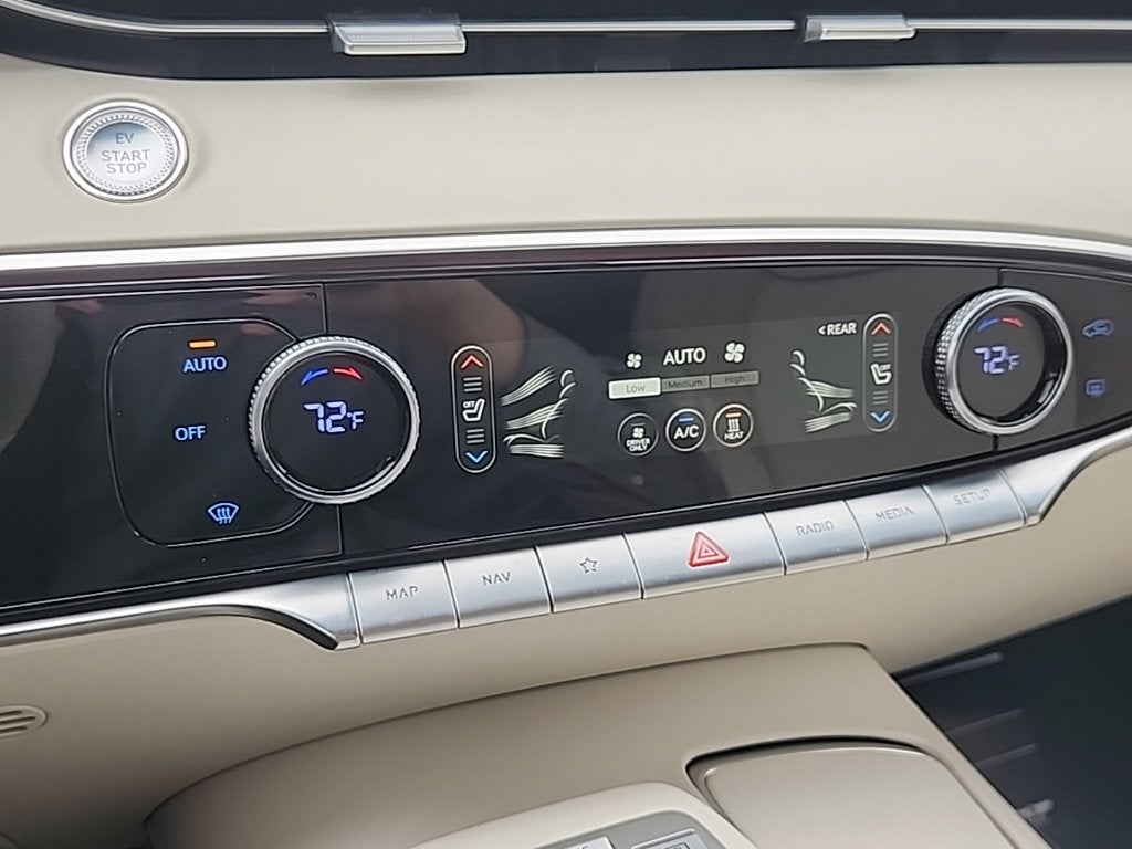 2024 Genesis Electrified GV70 Advanced AWD