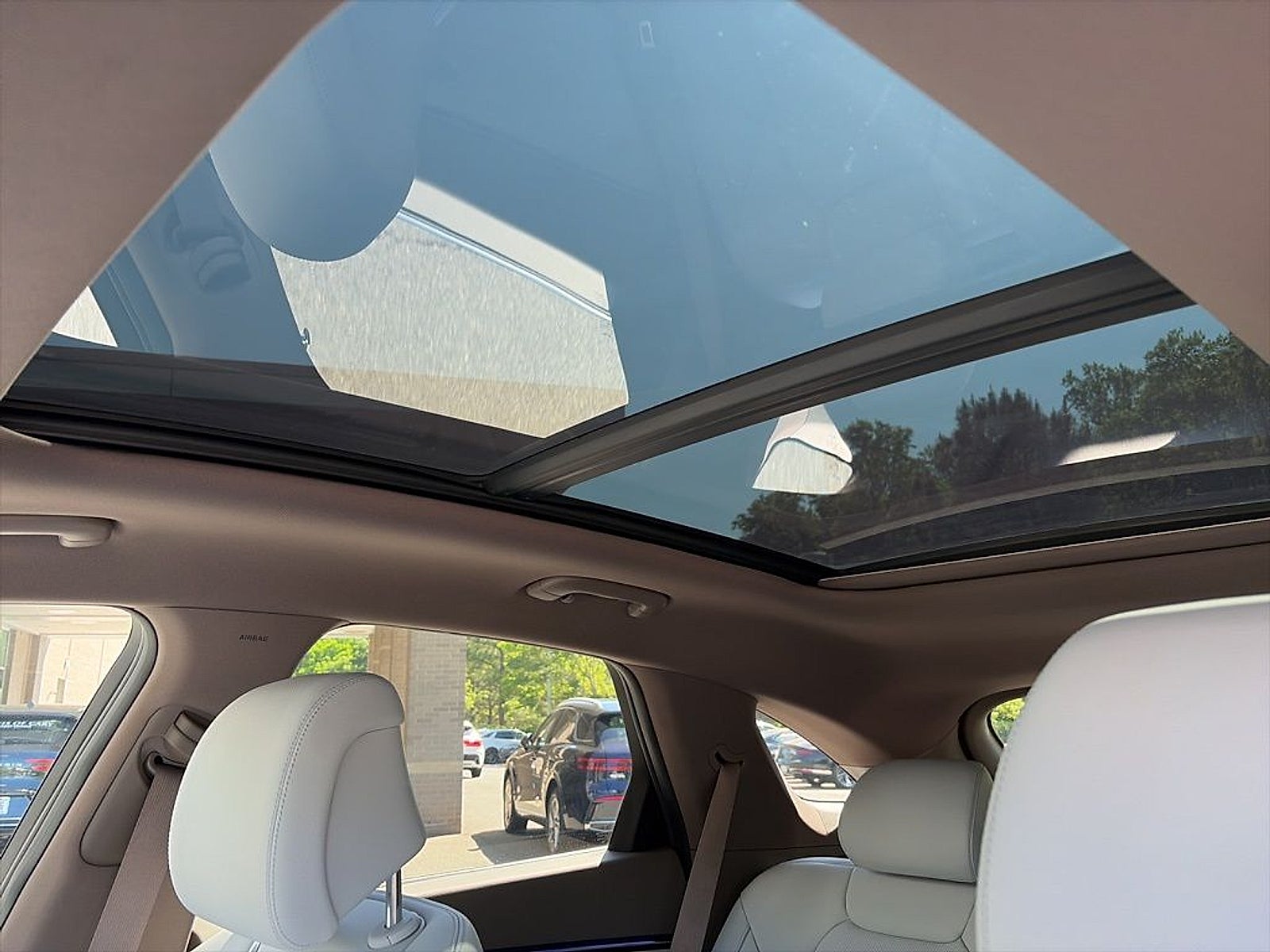 2026 Genesis Electrified GV70 Standard