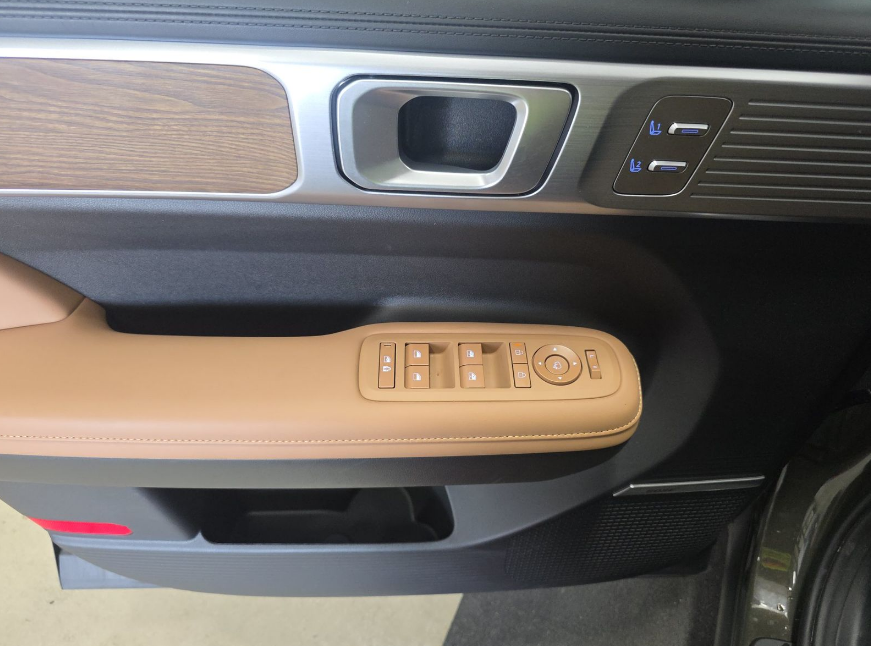 2025 Hyundai Santa Fe Hybrid Limited