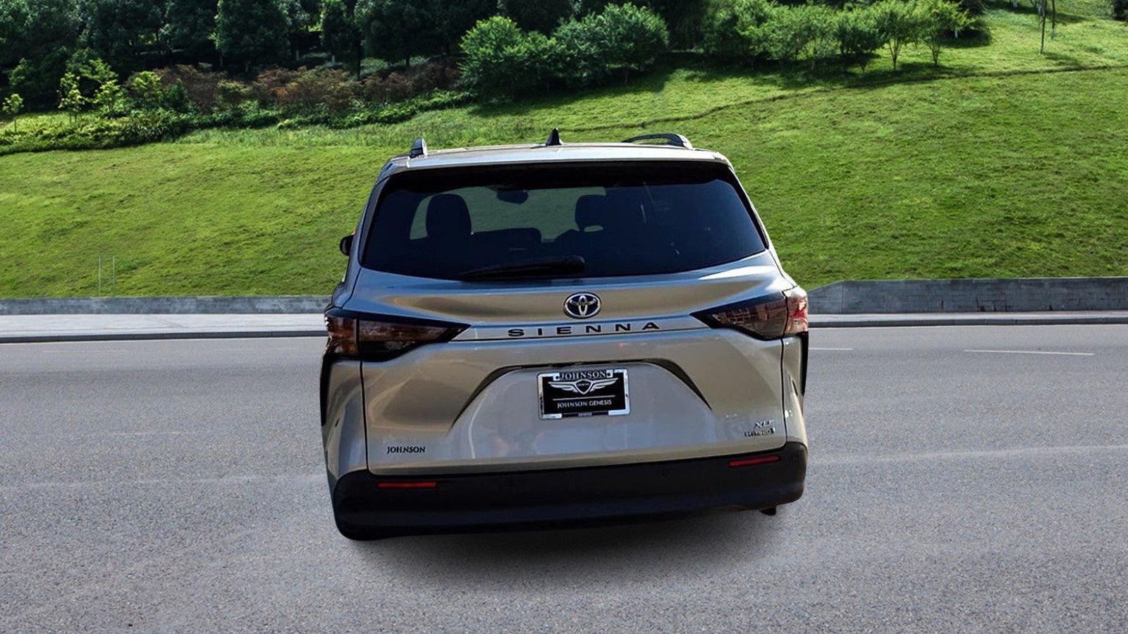 2024 Toyota Sienna XLE