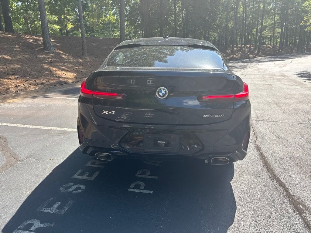 2023 BMW X4 xDrive30i