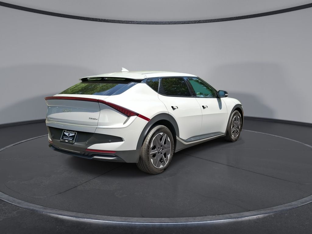 2025 Kia EV6 Light Long Range RWD