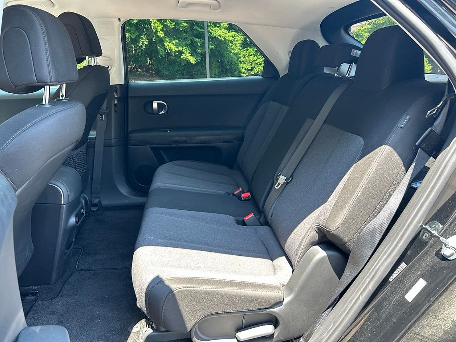 2024 Hyundai IONIQ 5 SE Standard Range