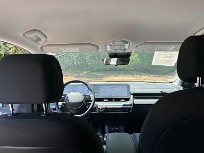 2024 Hyundai IONIQ 5 SE Standard Range