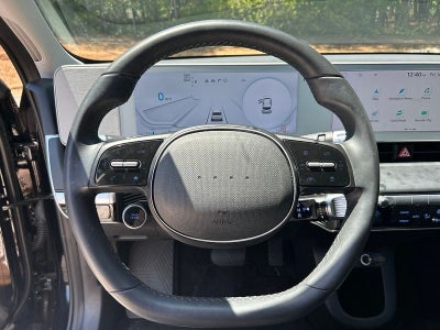 2024 Hyundai IONIQ 5 SE Standard Range