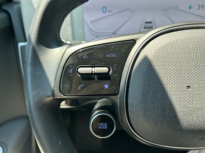 2024 Hyundai IONIQ 5 SE Standard Range