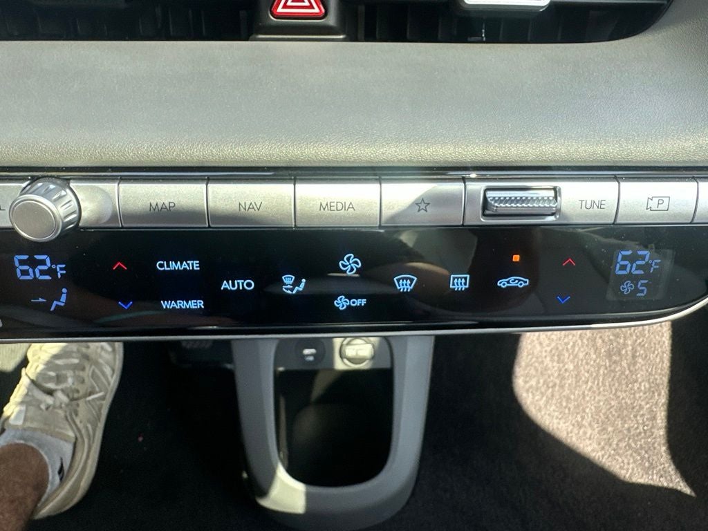 2024 Hyundai IONIQ 5 Limited