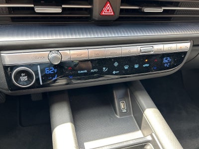 2025 Hyundai IONIQ 6 SE Standard Range