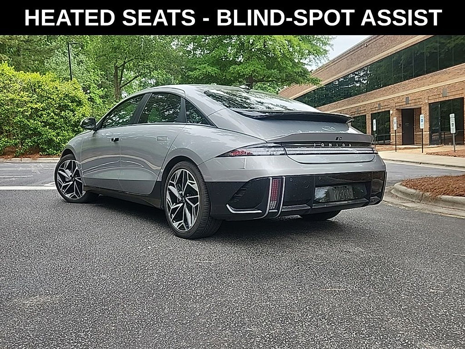 2024 Hyundai IONIQ 6 SEL