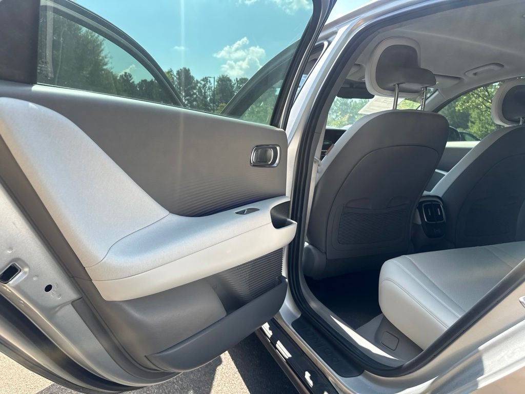 2025 Hyundai IONIQ 6 SEL