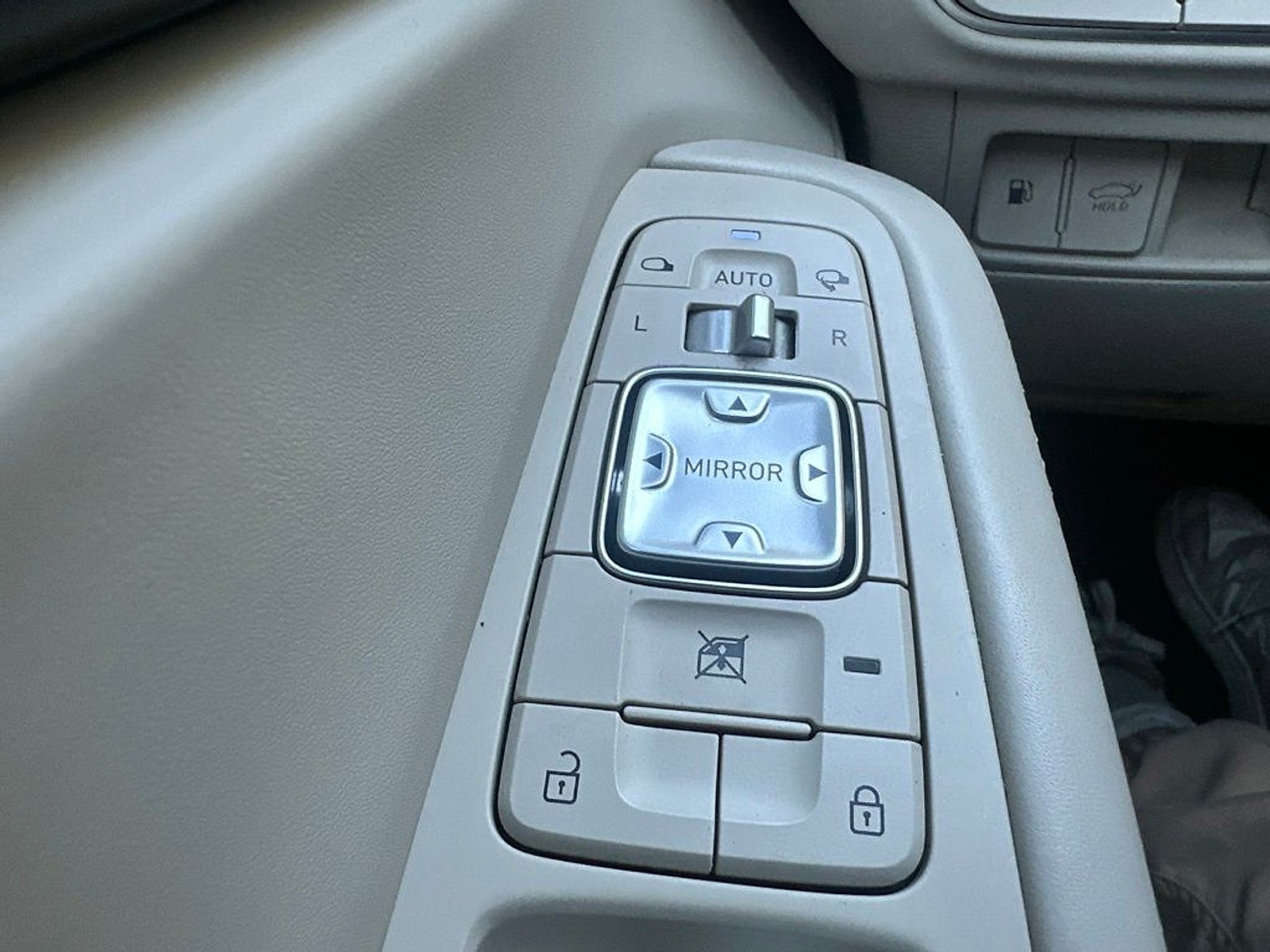 2021 Genesis G90 3.3T Premium RWD