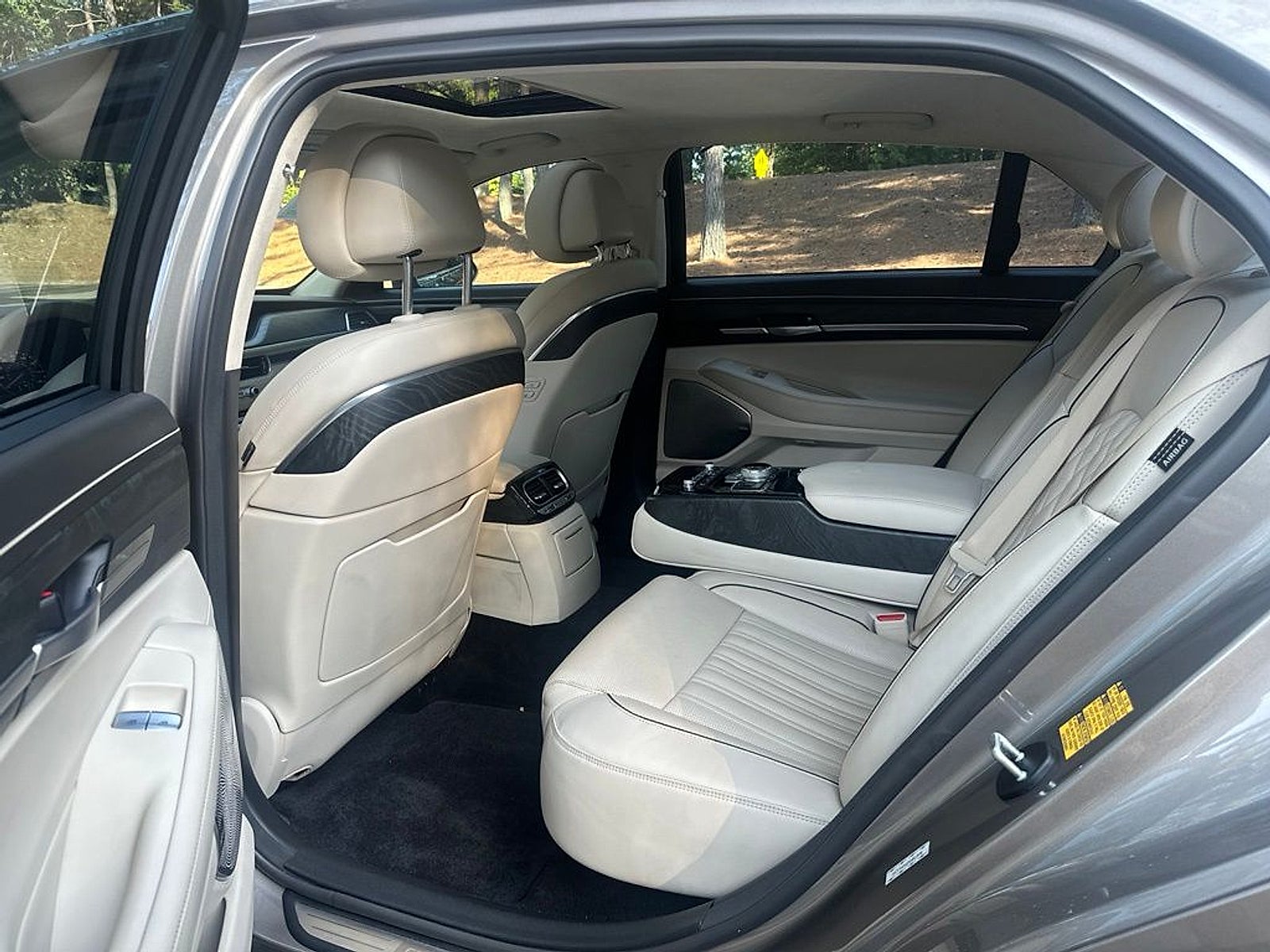 2021 Genesis G90 3.3T Premium RWD