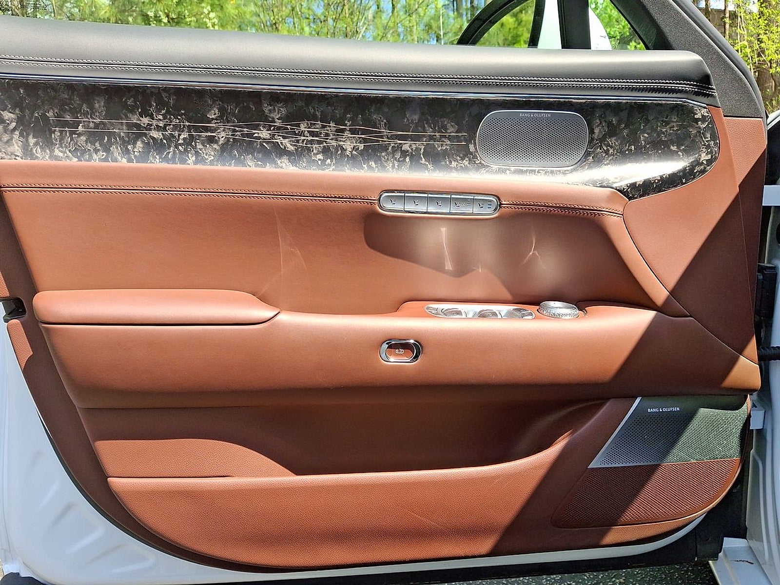 2025 Genesis G90 3.5T e-SC AWD