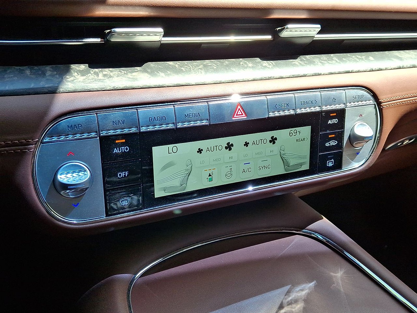 2025 Genesis G90 3.5T e-SC AWD