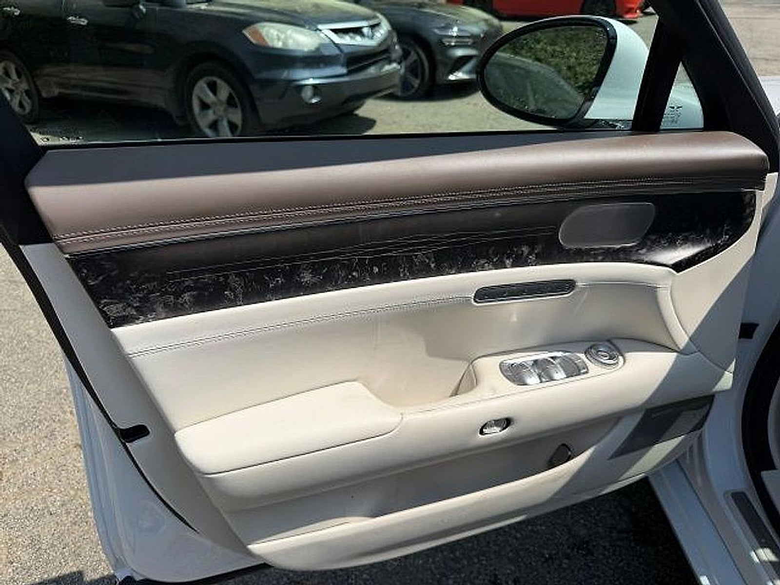 2025 Genesis G90 3.5T e-SC AWD