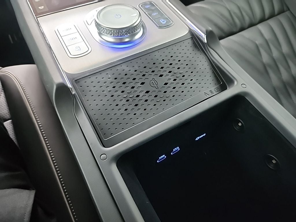 2024 Genesis G90 3.5T e-SC AWD