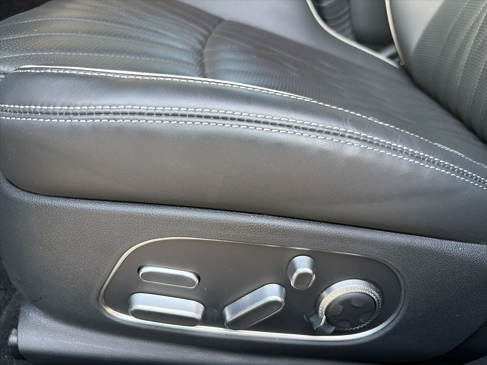 2025 Genesis G90 3.5T e-SC AWD