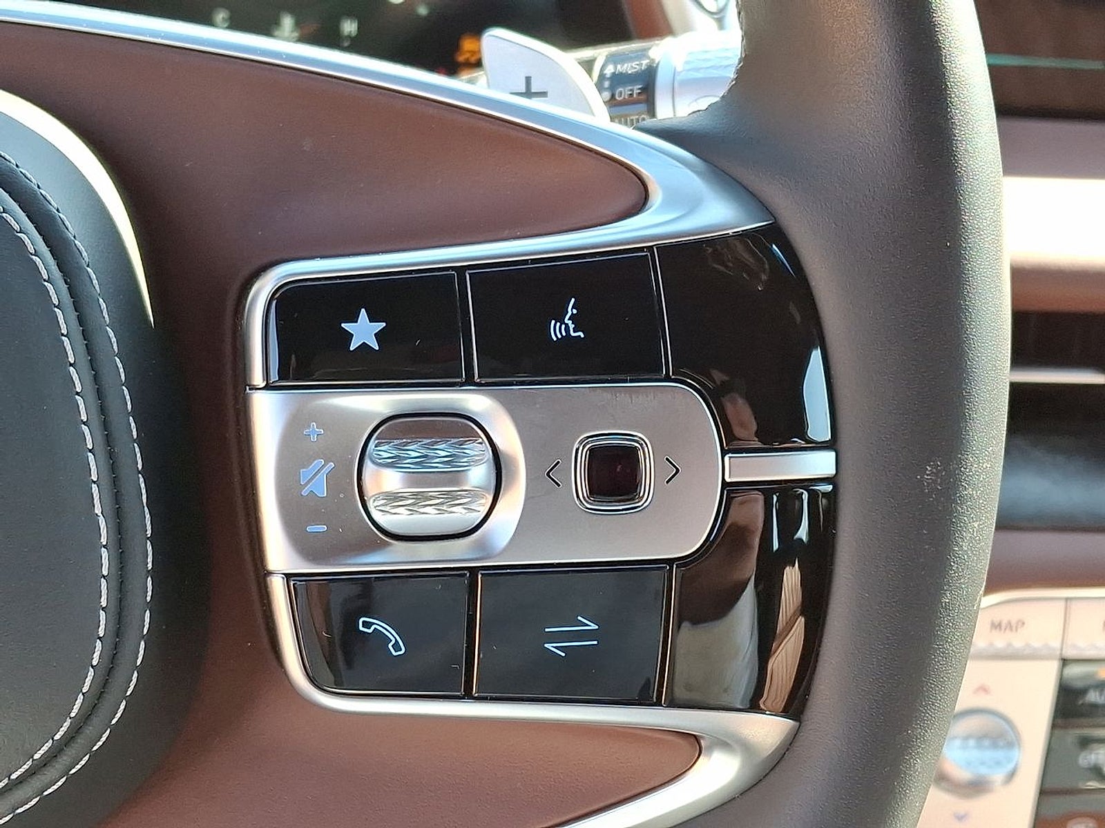 2025 Genesis G90 3.5T e-SC AWD