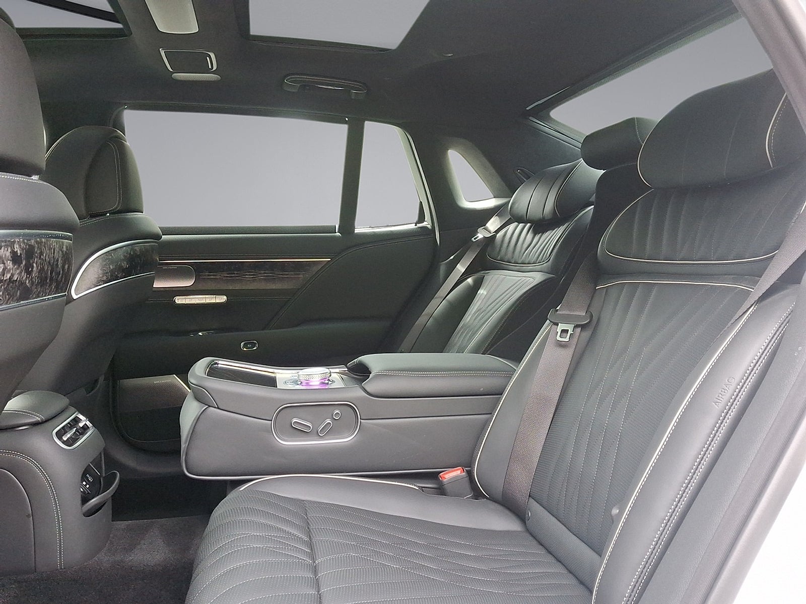 2025 Genesis G90 3.5T e-SC AWD