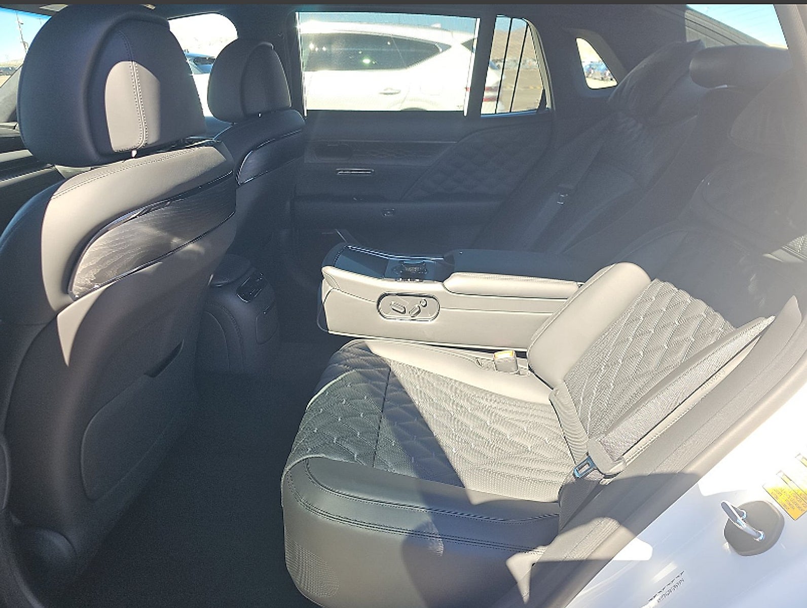 2026 Genesis G90 3.5T E-SC Prestige Black AWD