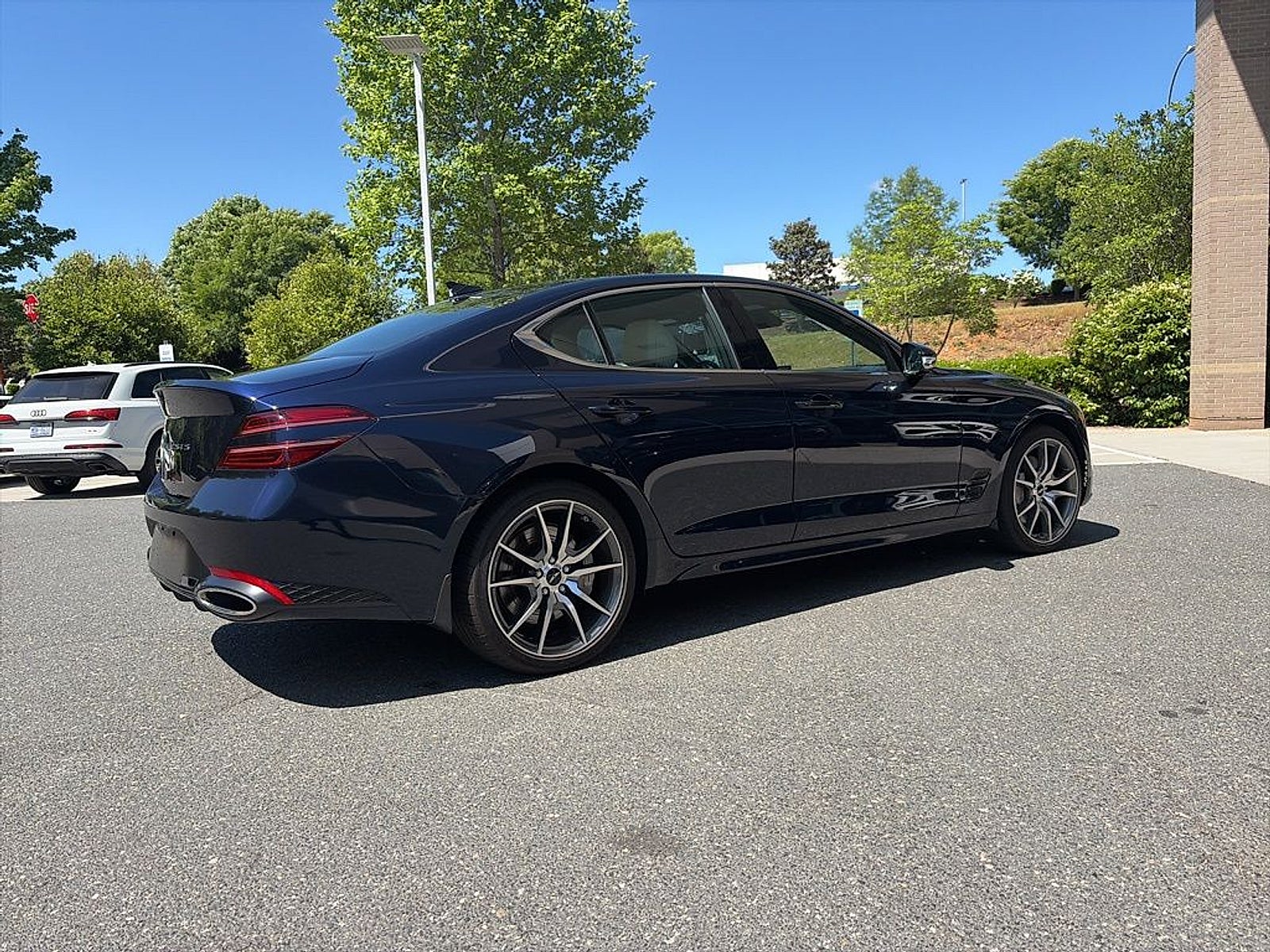 2026 Genesis G70 2.5T RWD