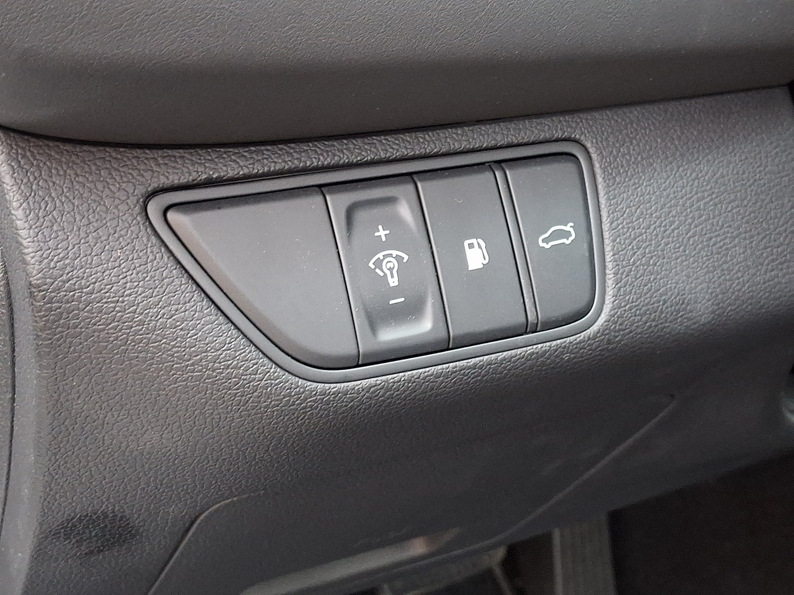 2026 Genesis G70 2.5T RWD Prestige