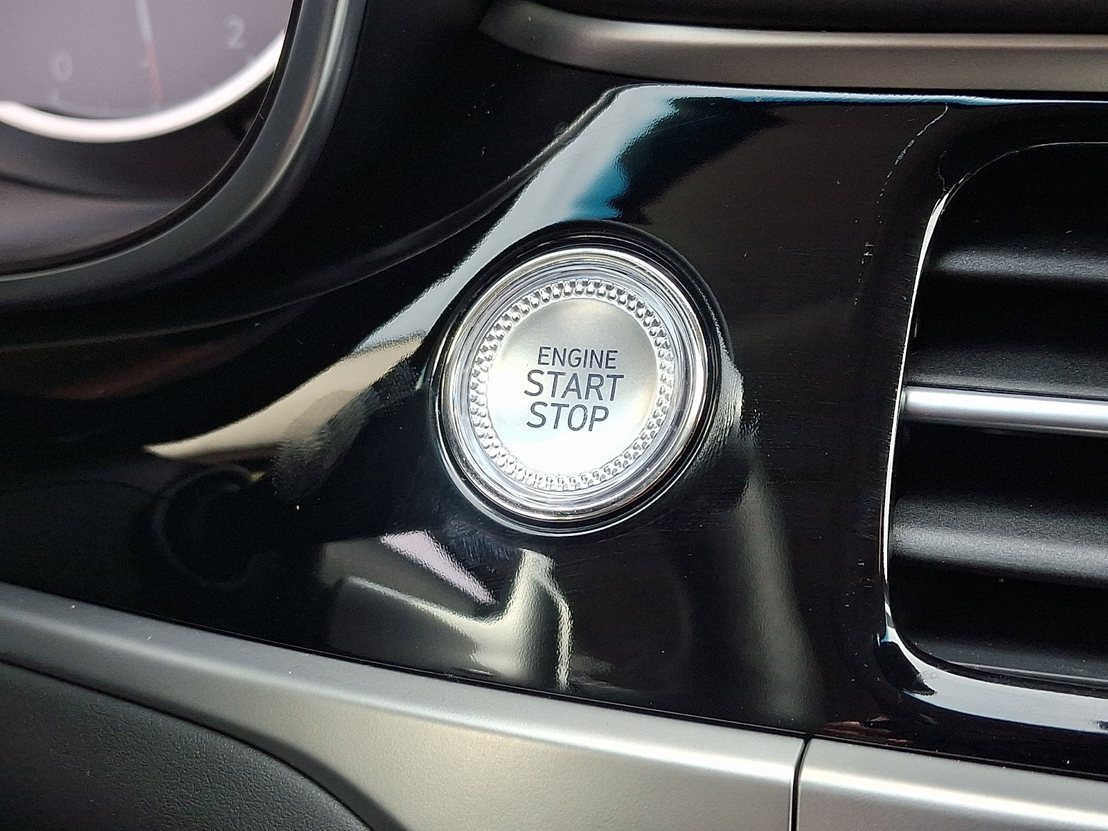 2026 Genesis G70 2.5T RWD Prestige