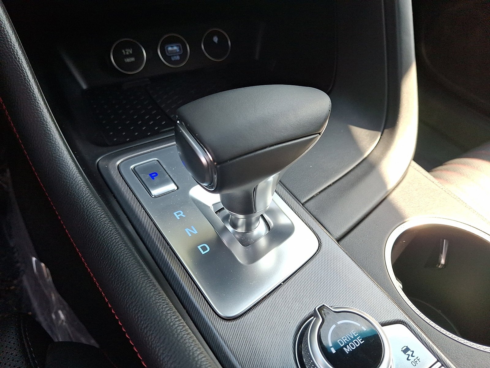 2025 Genesis G70 2.5T RWD