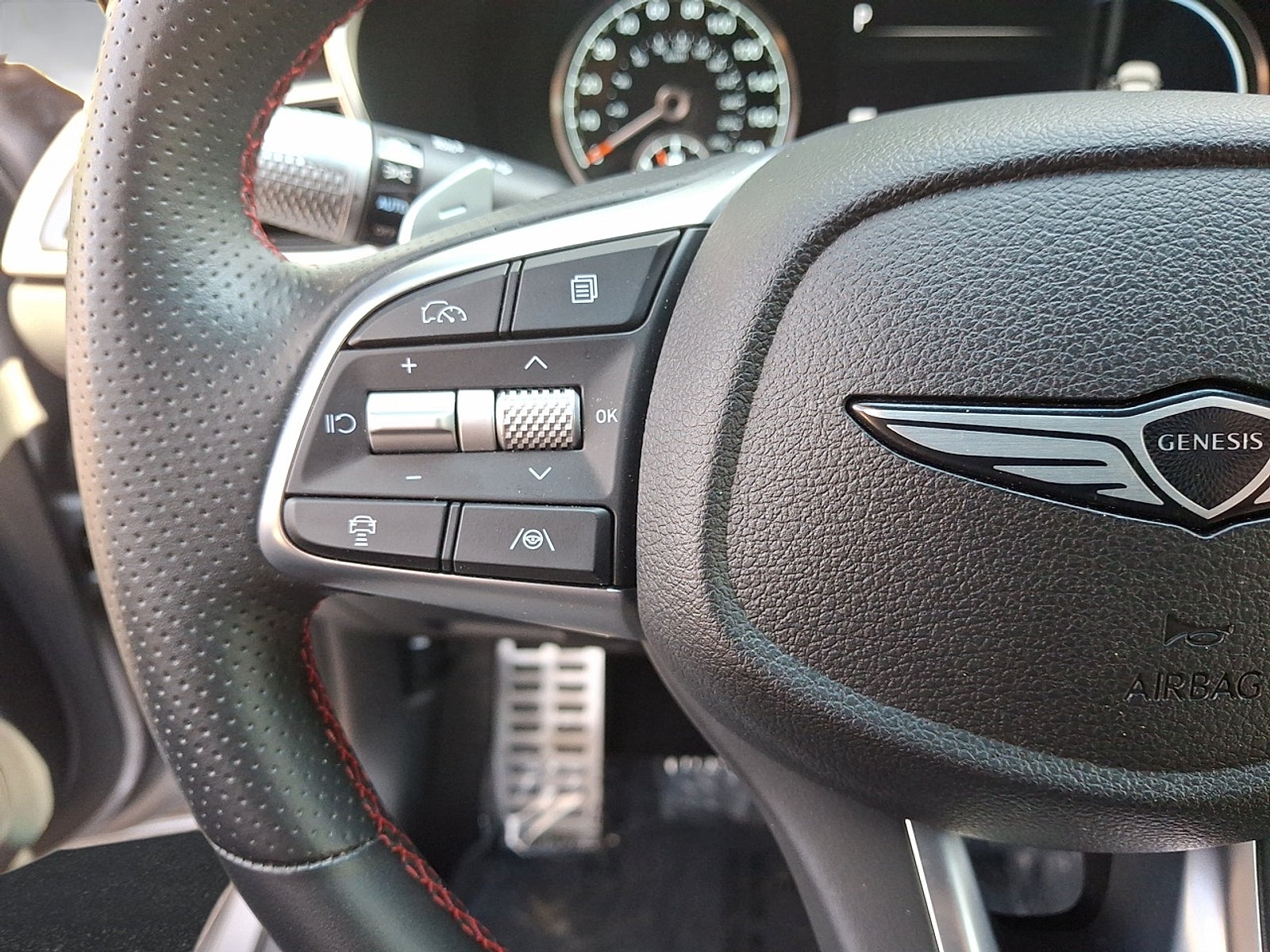 2025 Genesis G70 2.5T RWD