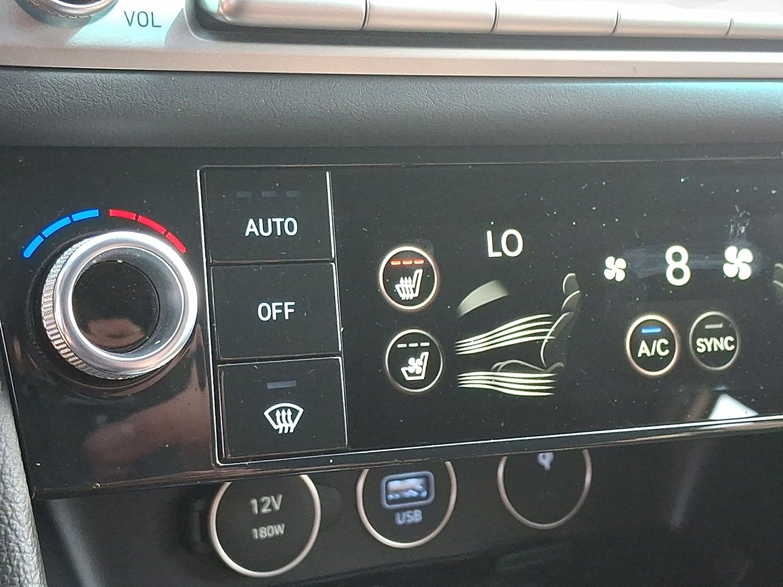 2025 Genesis G70 2.5T RWD