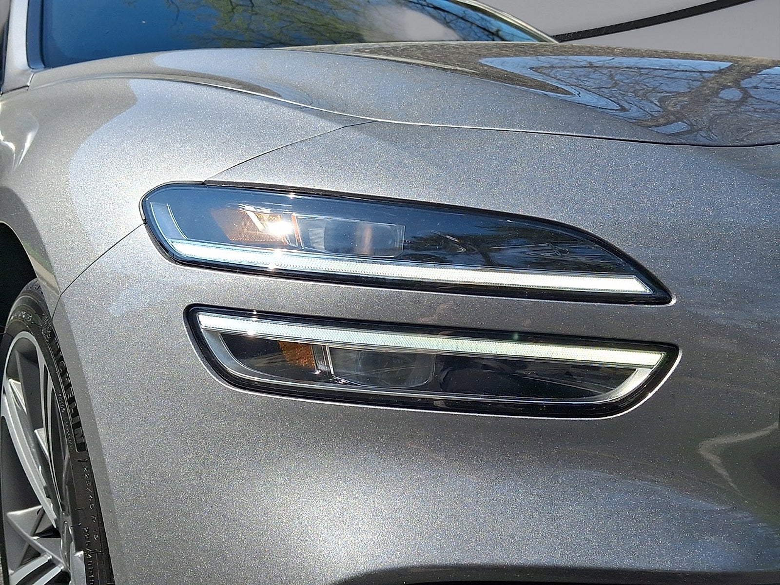 2025 Genesis G70 2.5T RWD