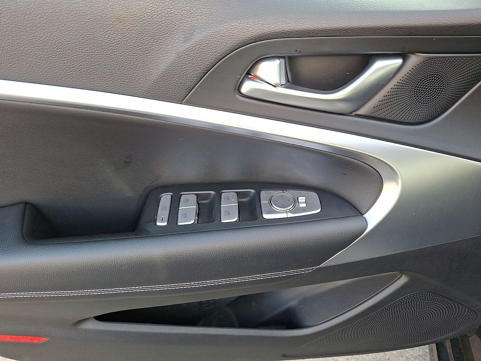 2025 Genesis G70 2.5T RWD