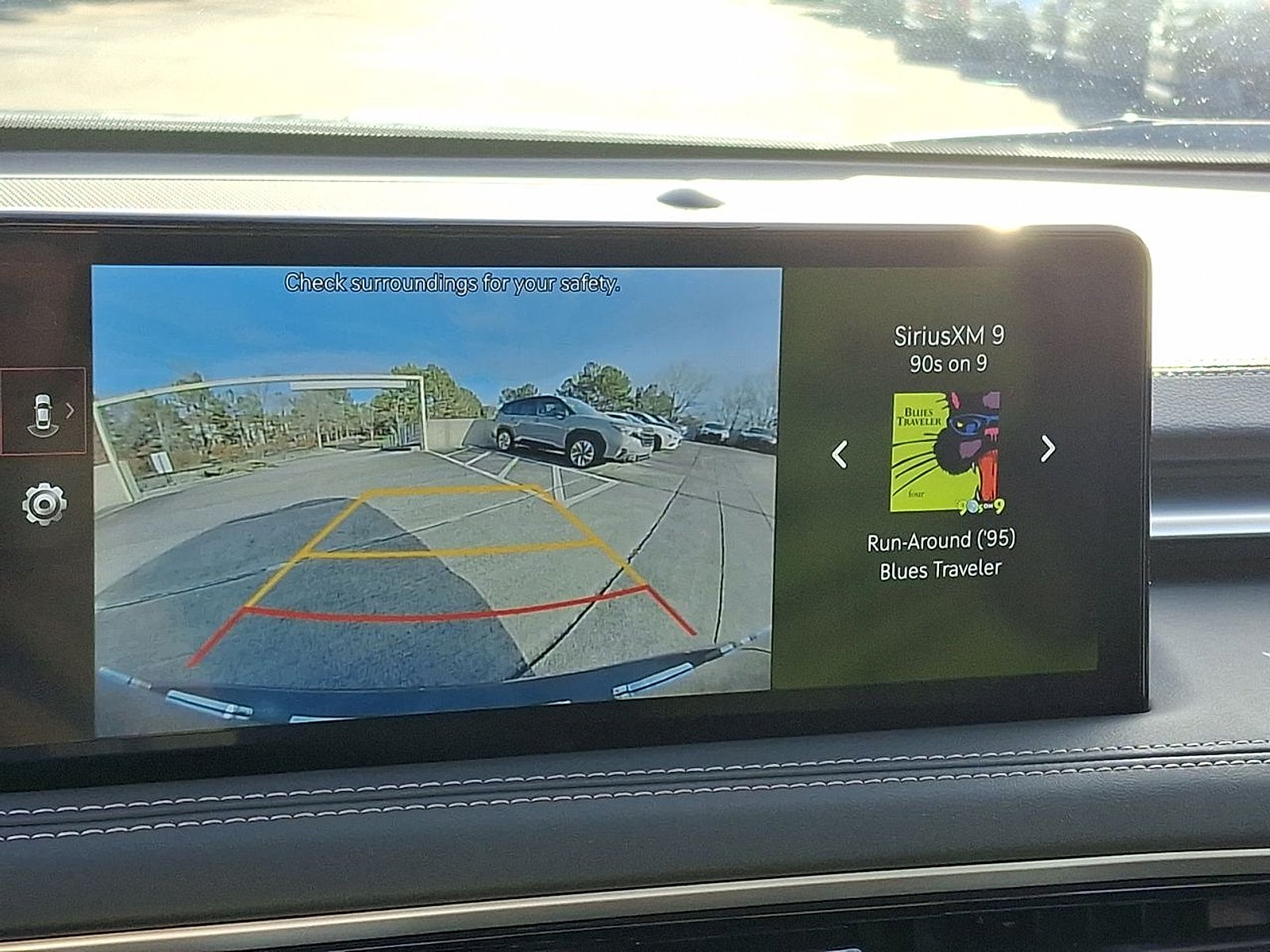 2025 Genesis G70 2.5T RWD