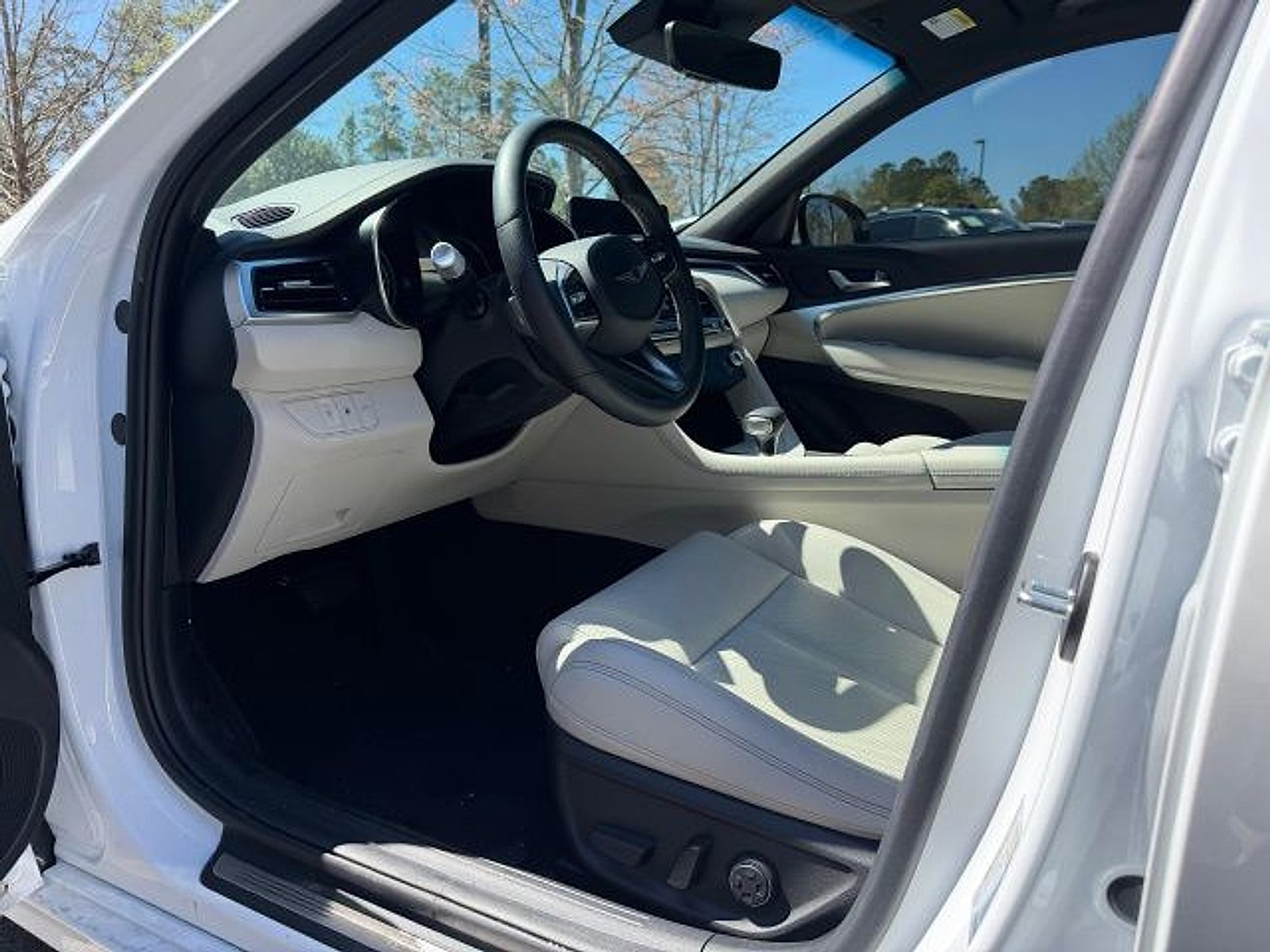 2025 Genesis G70 2.5T RWD