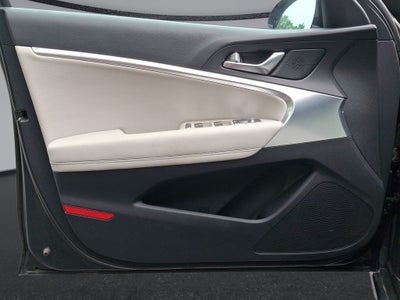 2025 Genesis G70 2.5T AWD