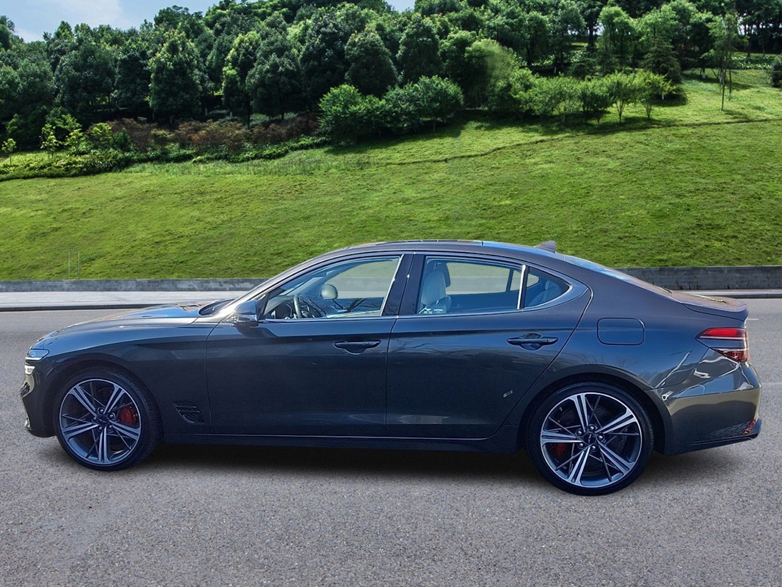 2025 Genesis G70 2.5T RWD