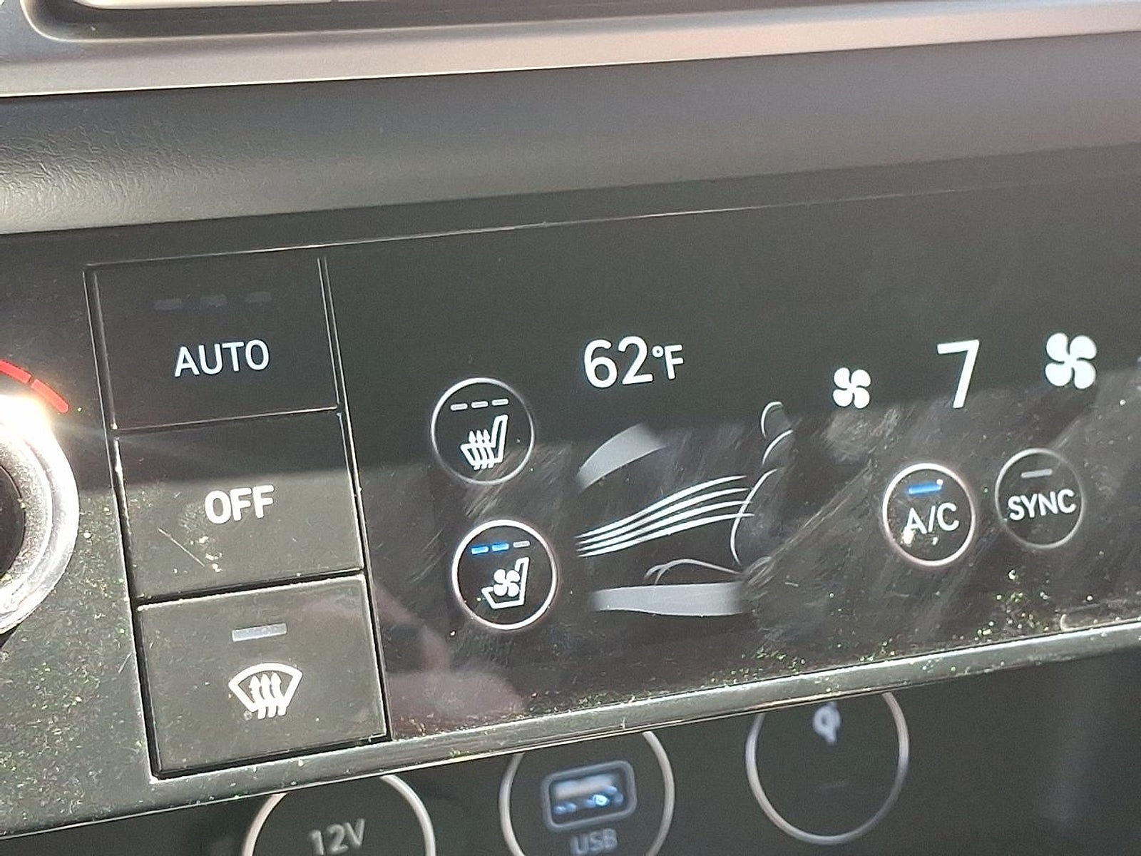 2025 Genesis G70 2.5T RWD